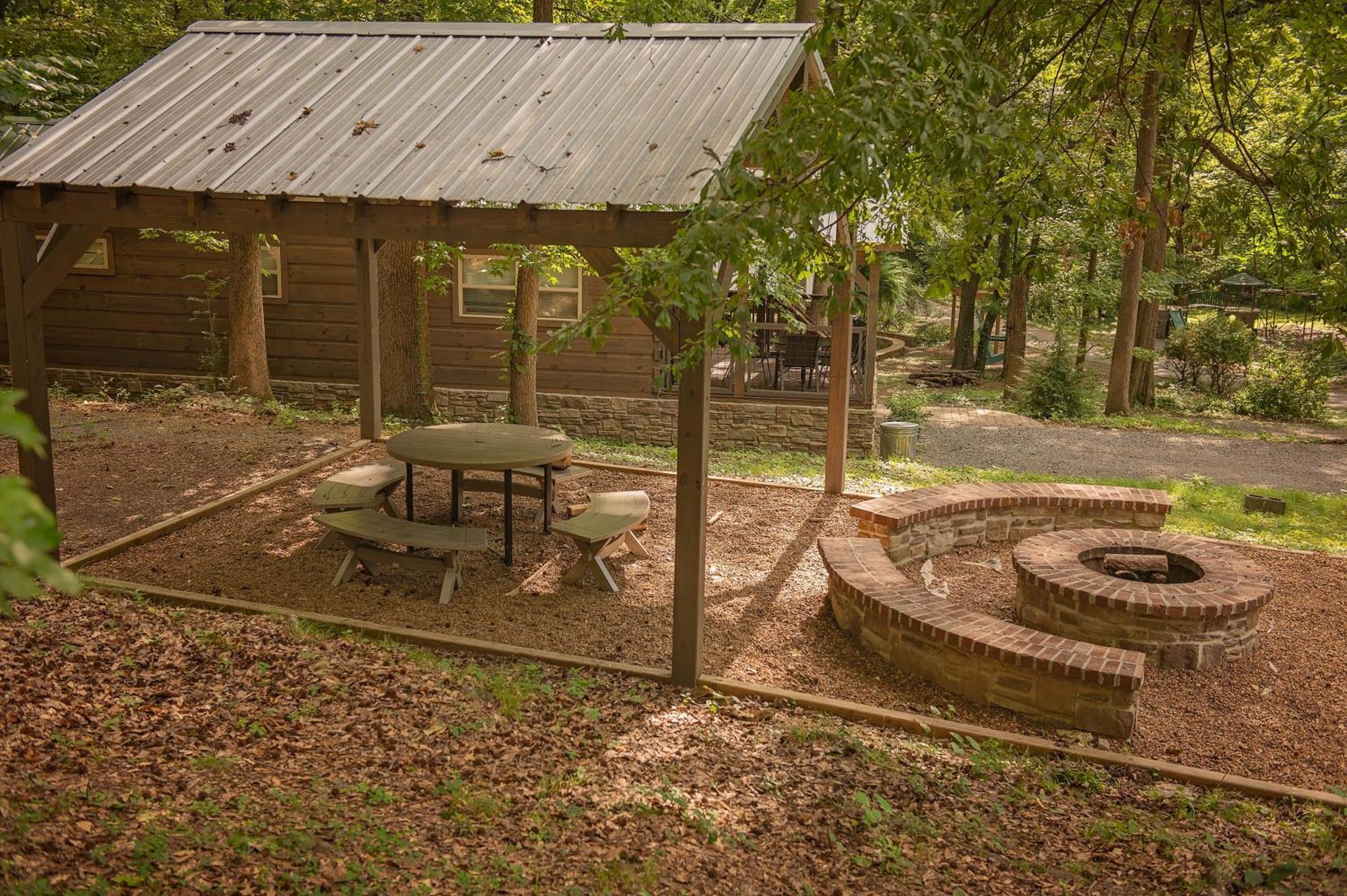 Ryon Tiny Home Cabin City-Side Rustic Retreat Chattanooga Eksteriør billede